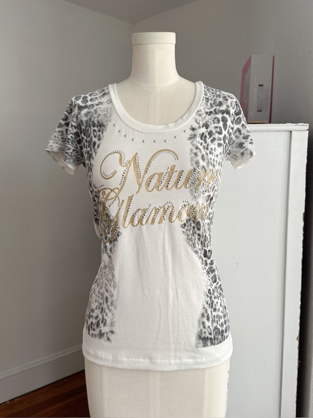 Vintage Y2K Rookie Girl Nature Glamour tshirt